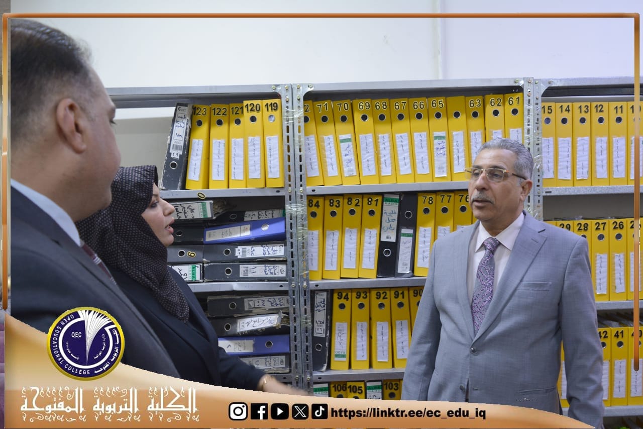 السيد العميد يستقبل الطلبة ويزور الموظفين ضمن البرنامج الأسبوعي